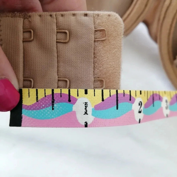 Natori Nude Beige Bra with Lace Trim and Straps Accent 34DD - Picture 12 of 15